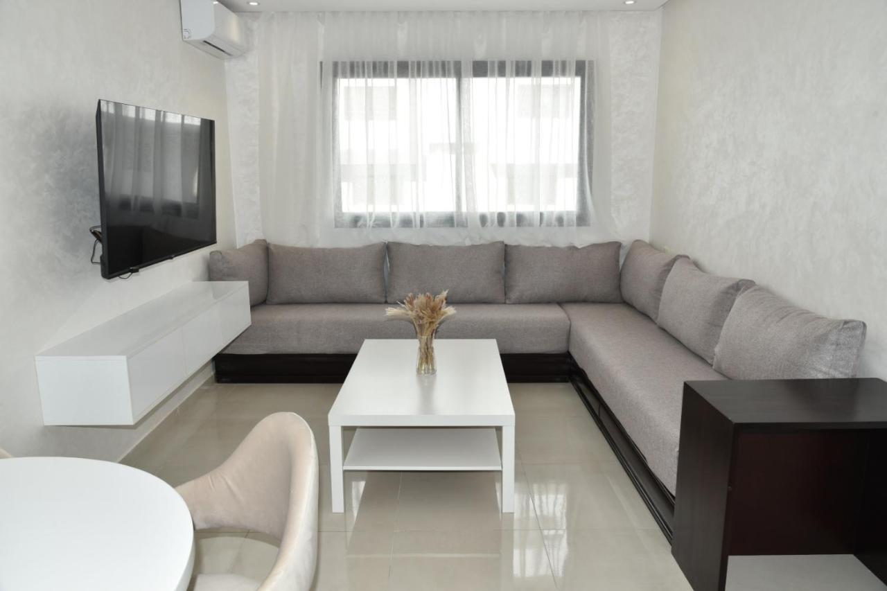 Lovely Apartment With Pool & Gym Кенитра Экстерьер фото